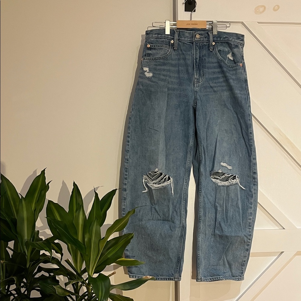 GAP High Rise Barrel Jeans